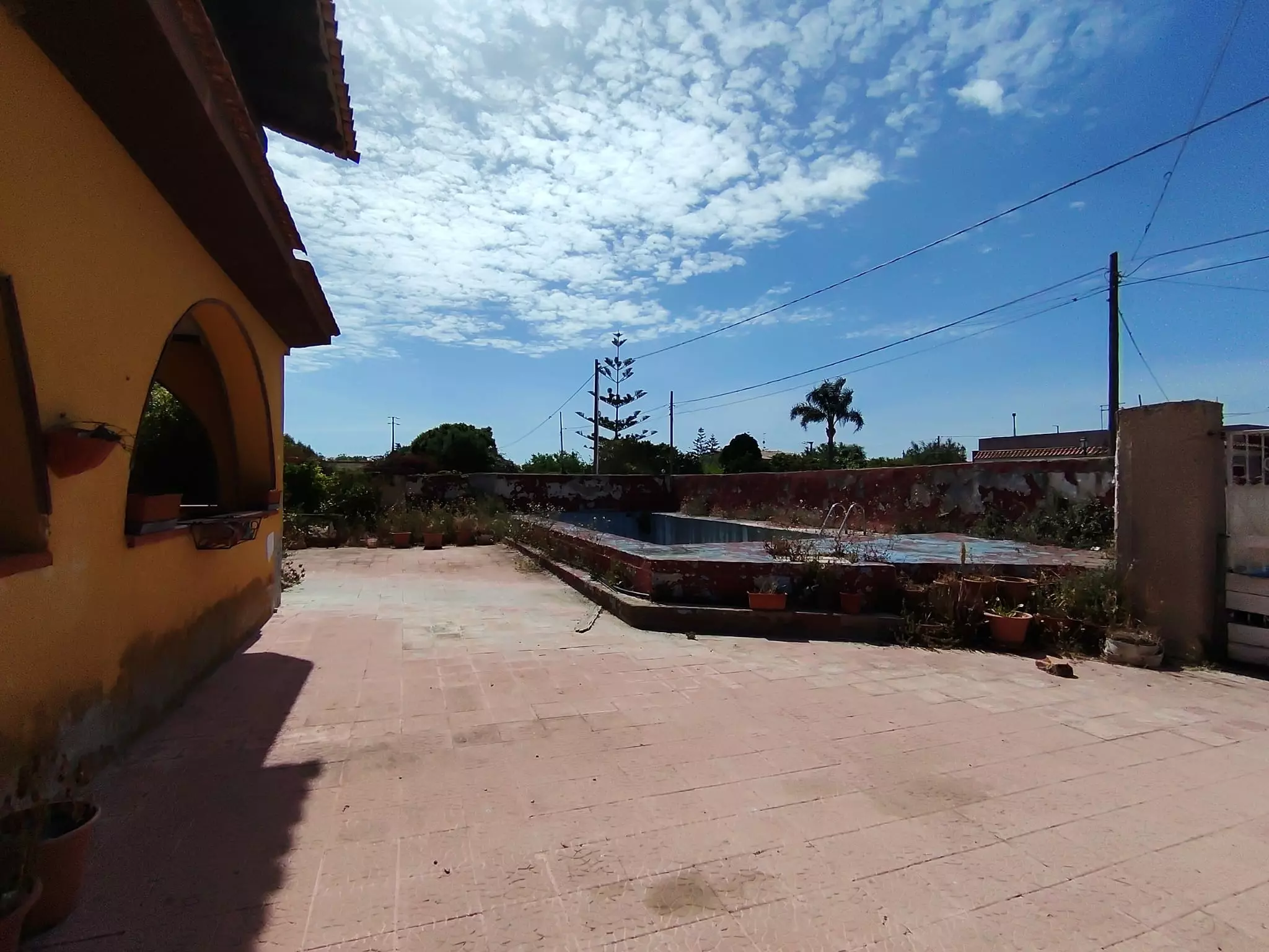 Apartment Of 120 M² With Balcony In Fanusa