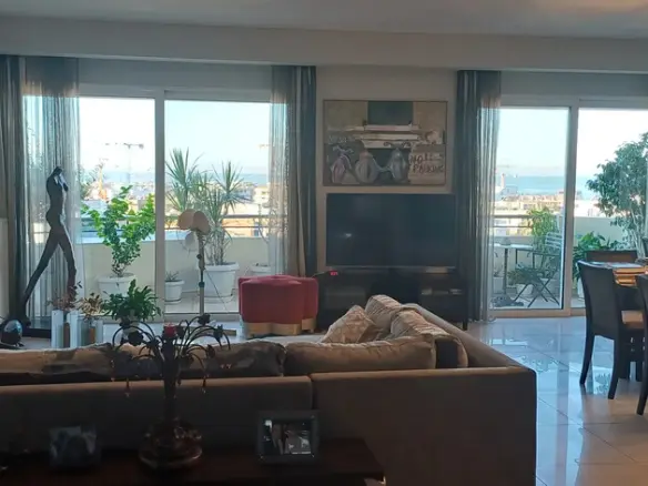 3-bedroom Maisonette In Alimos, Greece (145 M²)