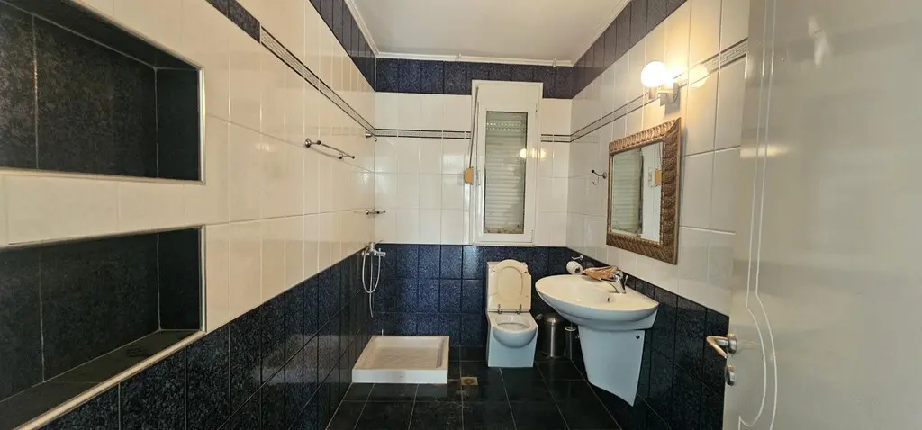 Detached House Of 480 M² In Crete