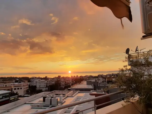3-bedroom Maisonette In Alimos, Greece (145 M²)
