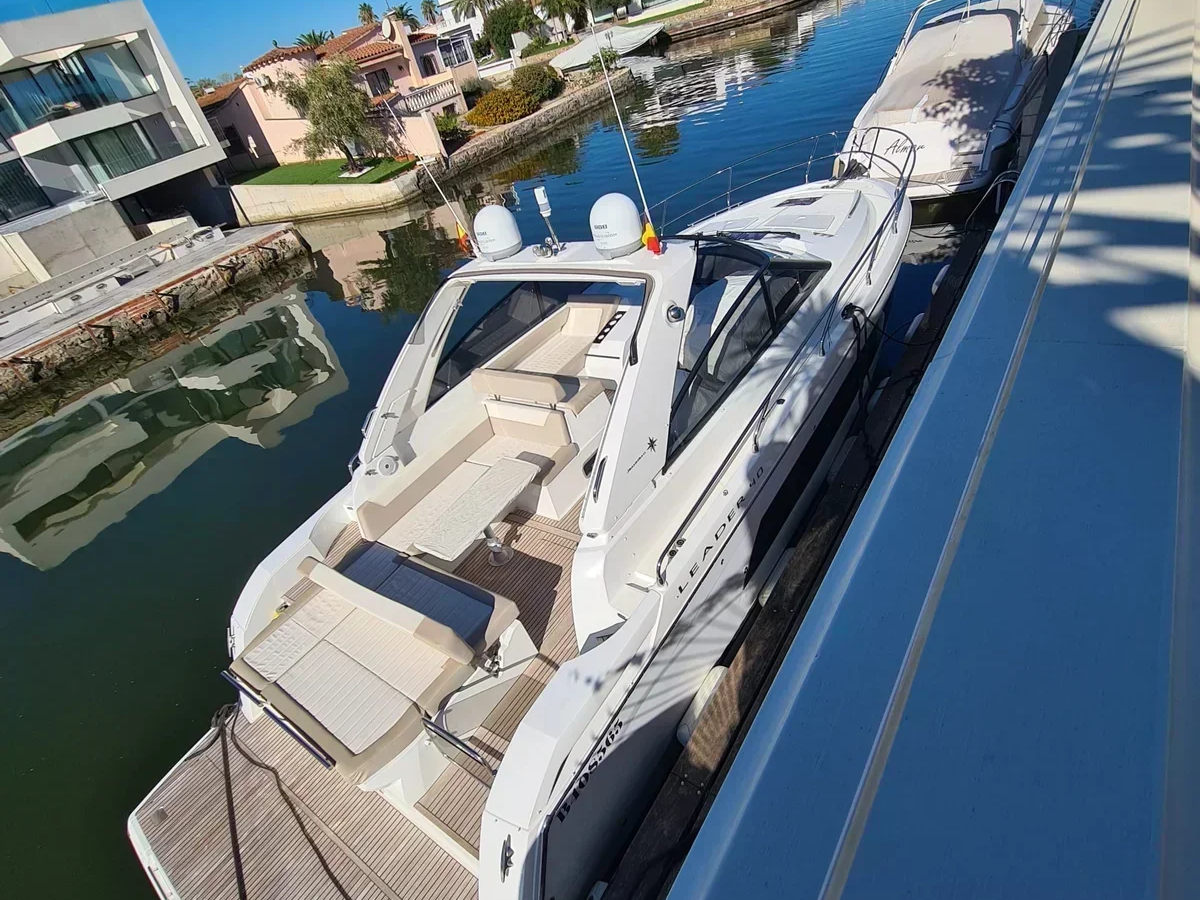 House Of 308 M² In Empuriabrava, Spain