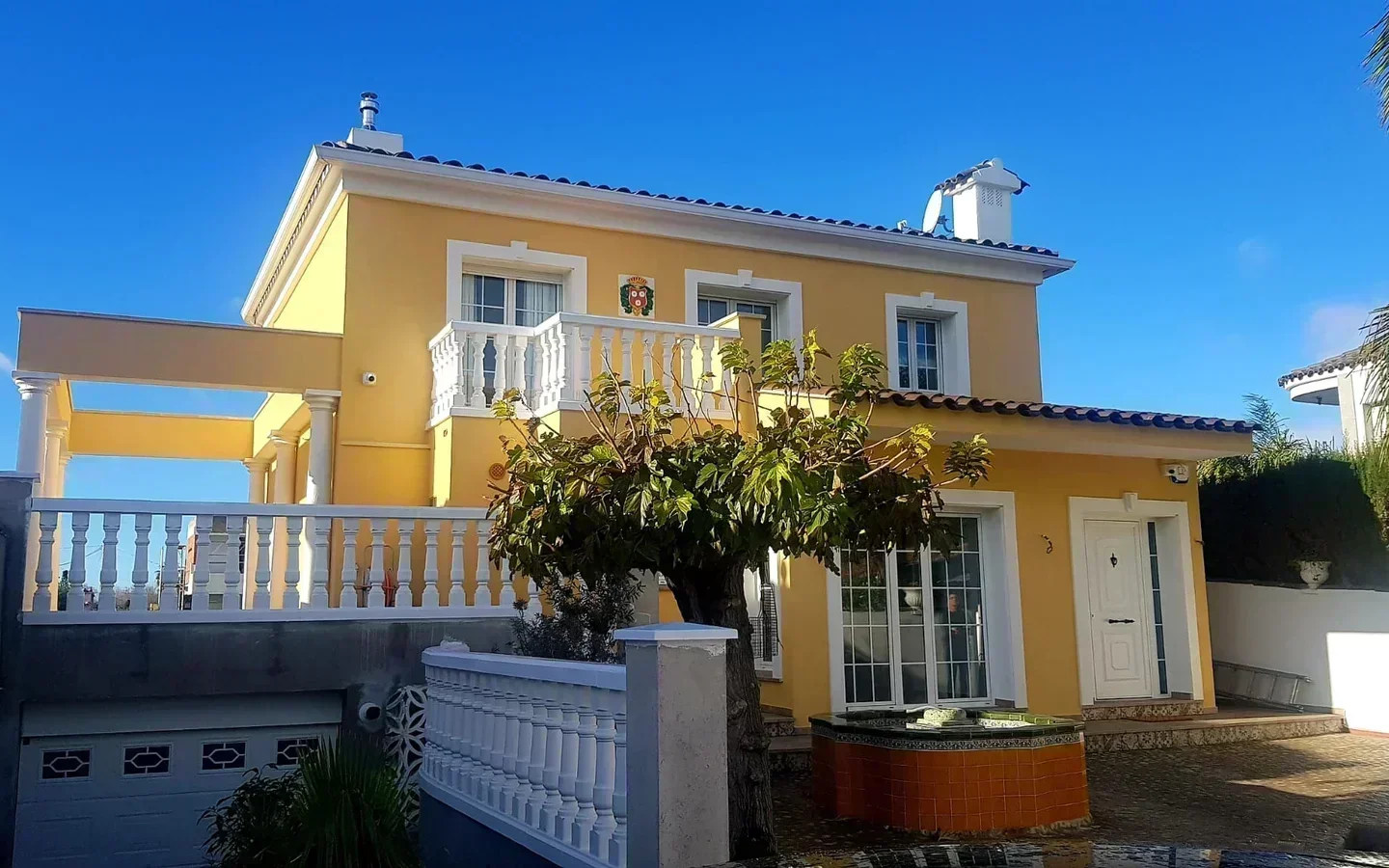 House Of 308 M² In Empuriabrava, Spain