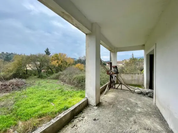 Flat Of 84 M² In Corfu