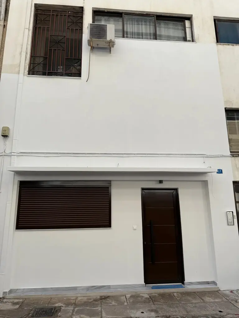 Flat Of 110 M² In Athens