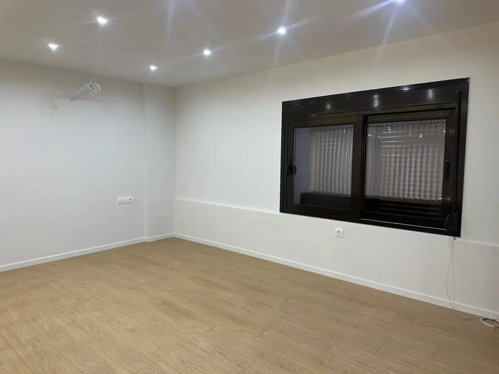 Flat Of 110 M² In Athens