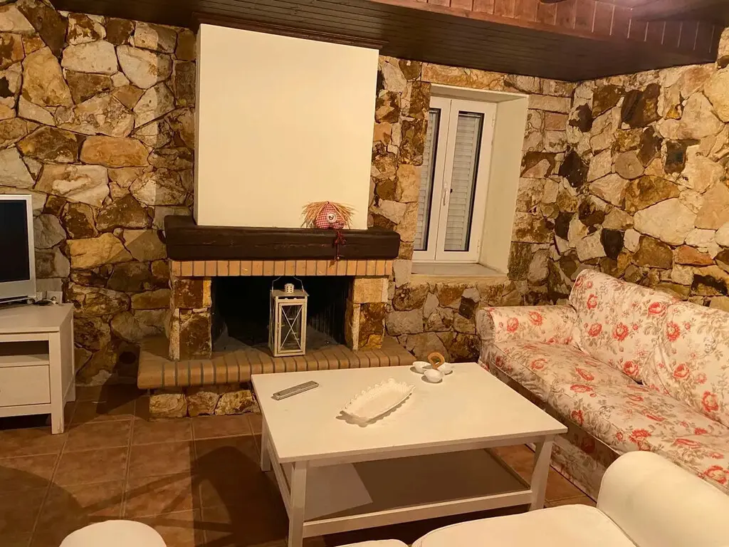 Detached House Of 220 M² In Western Peloponnese