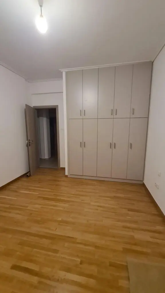 Flat Of 102 M² In Athens