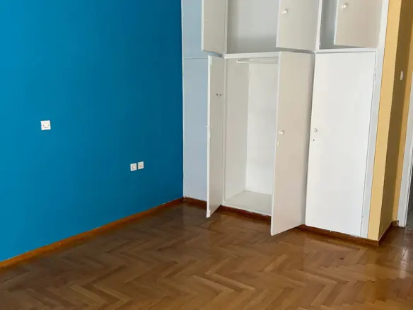 2-bedroom Flat In Pagkrati, Greece (105 M²)