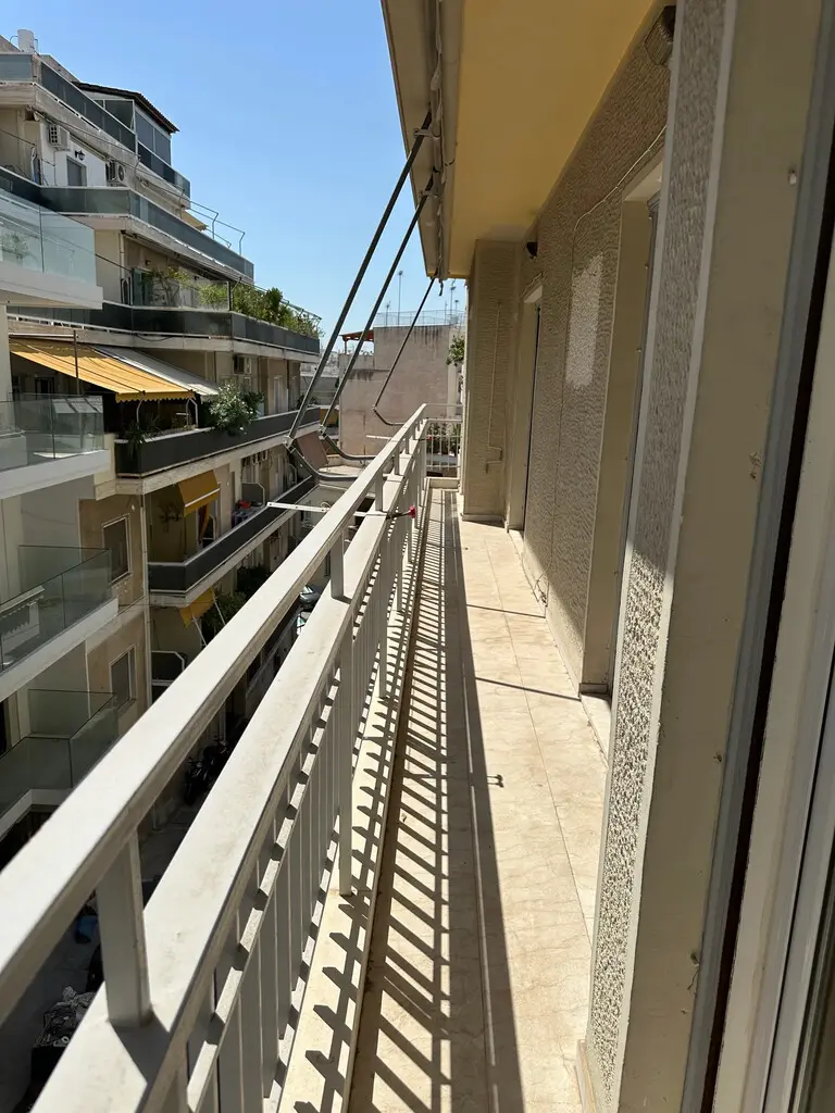 Flat Of 105 M² In Athens