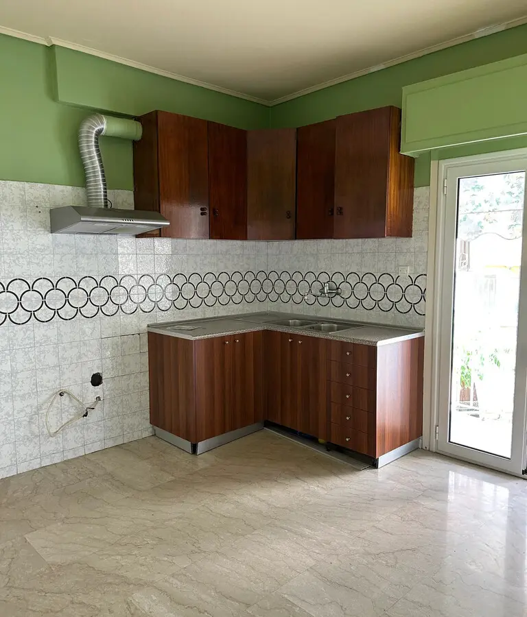 Flat Of 105 M² In Athens