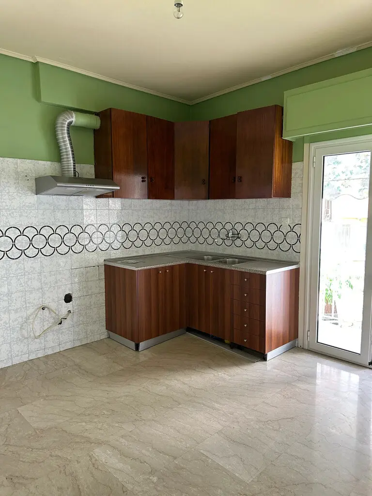 Flat Of 105 M² In Athens