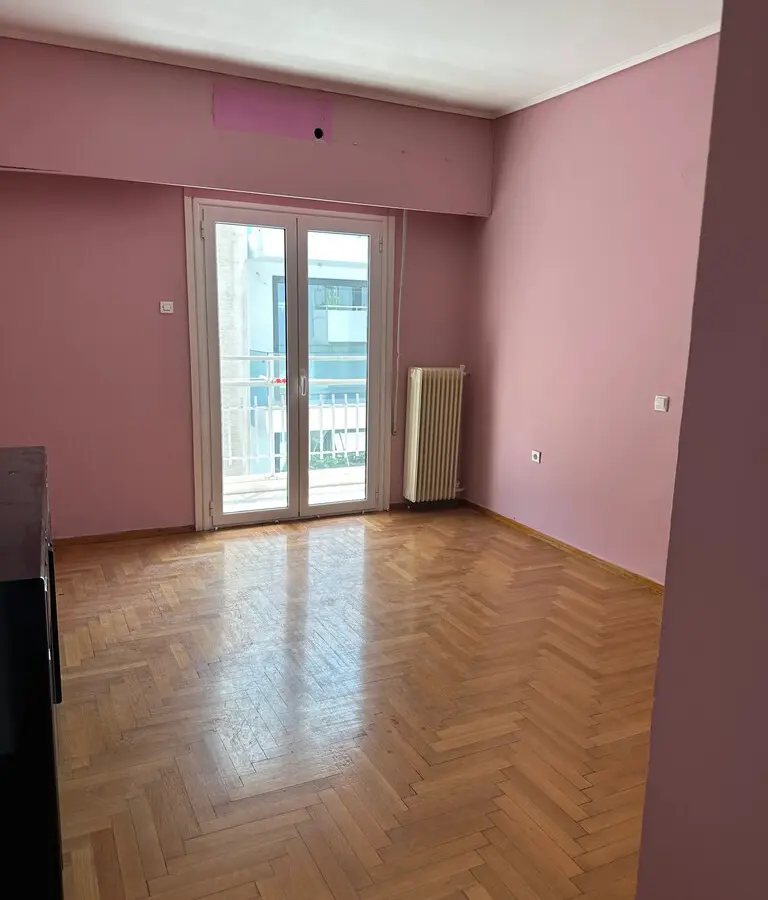 Flat Of 105 M² In Athens