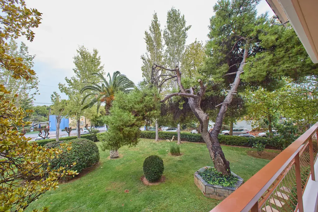 Flat Of 122 M² In Athens