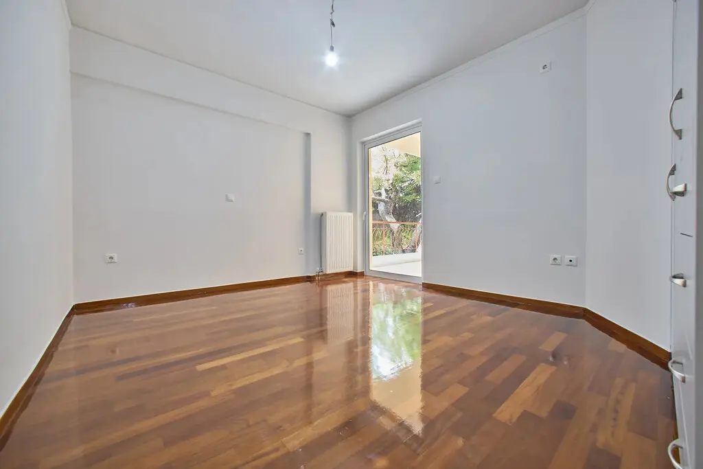 Flat Of 122 M² In Athens