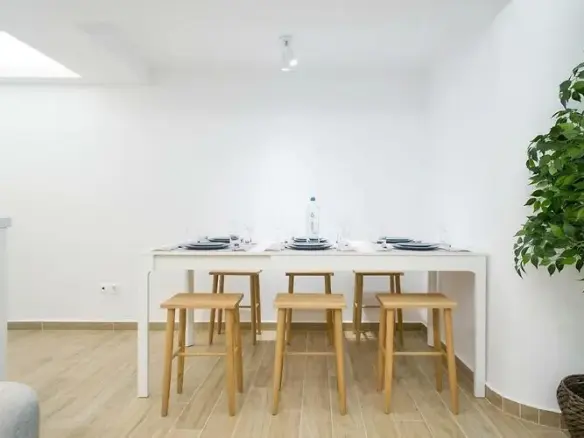 3-bedroom Flat In Kolonaki – Lykavittos, Greece (84 M²)