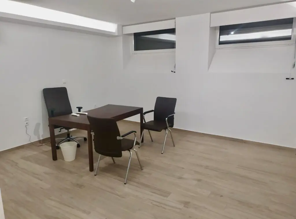 Flat Of 67 M² In Athens