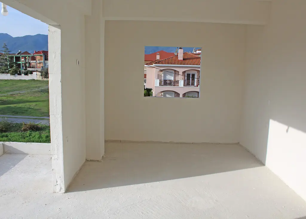 Building Of 155 M² On The Olympic Coast