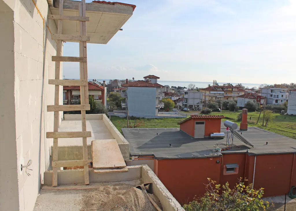 Building Of 155 M² On The Olympic Coast