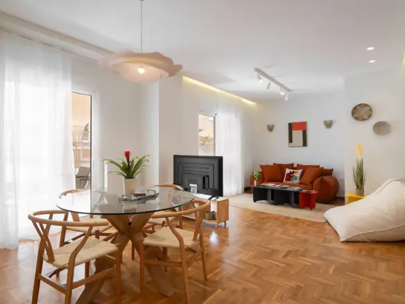 Flat Of 89 M² In Athens