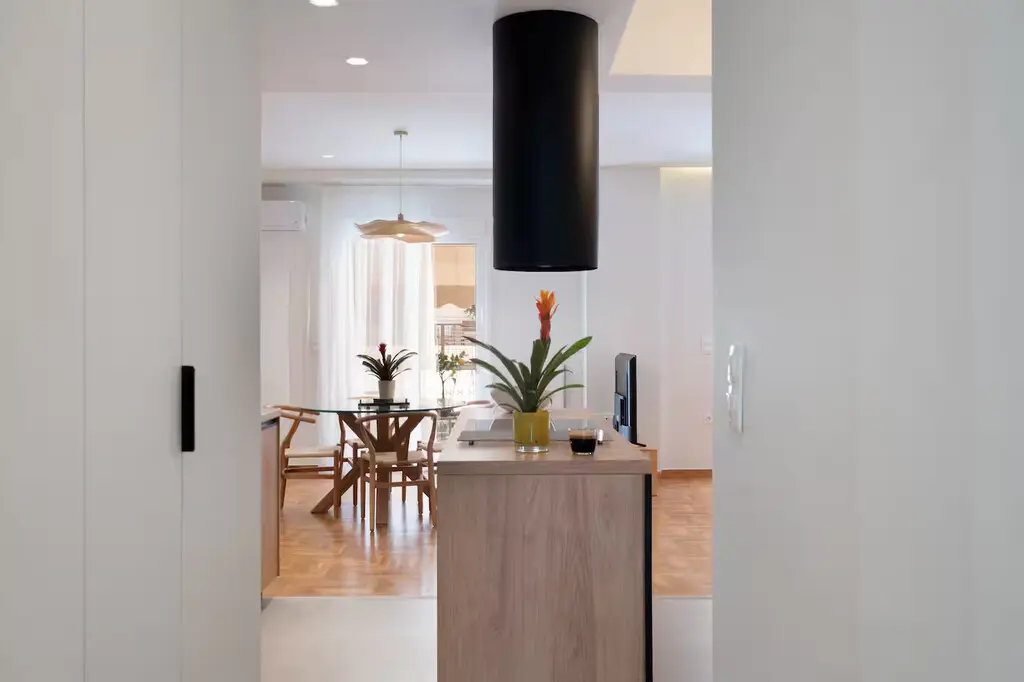 Flat Of 89 M² In Athens