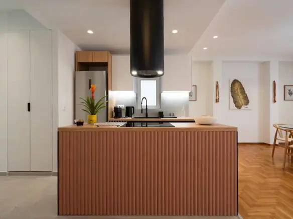 2-bedroom Flat In Pagkrati, Greece (89 M²)