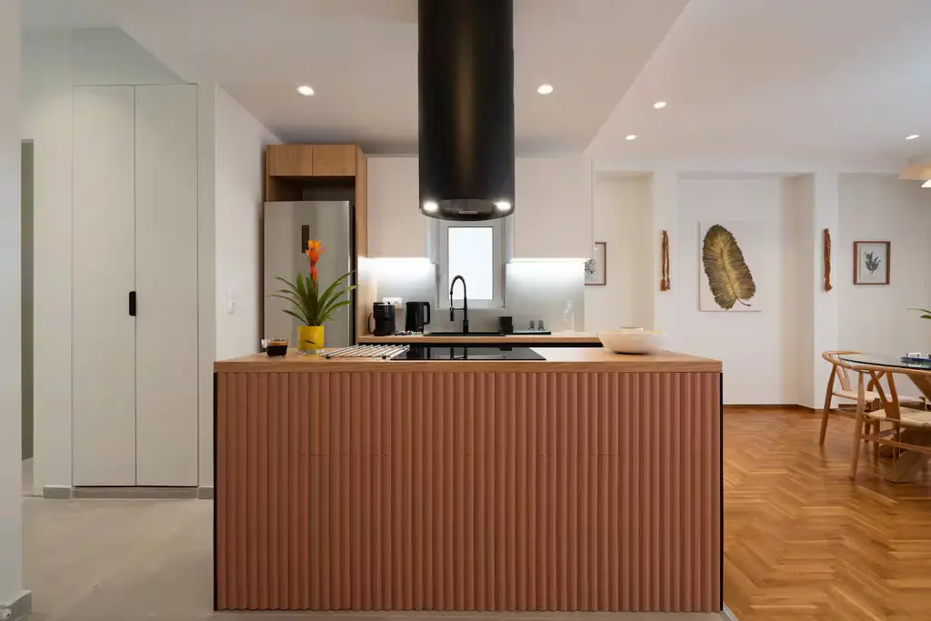 Flat Of 89 M² In Athens