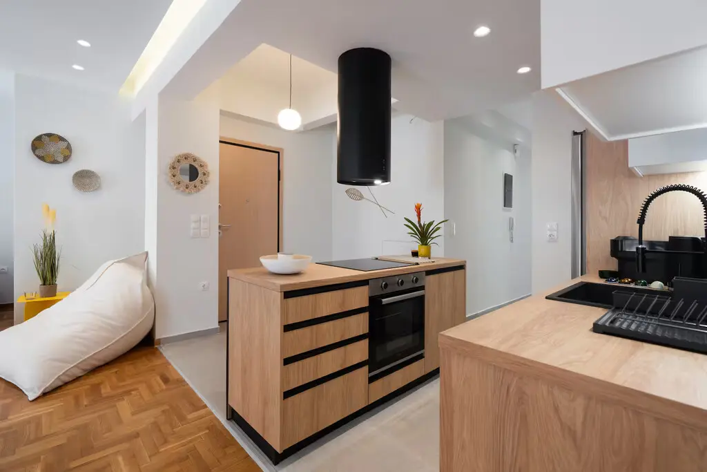 Flat Of 89 M² In Athens