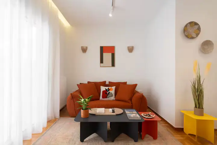 Flat Of 89 M² In Athens
