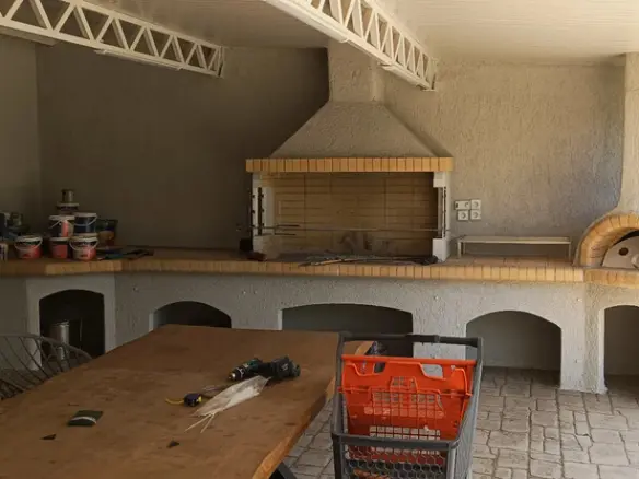 Detached House In Marathonas, Greece (184 M²)