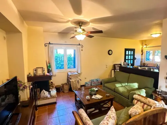 3-bedroom Detached House In Nea Makri, Greece (136 M²)