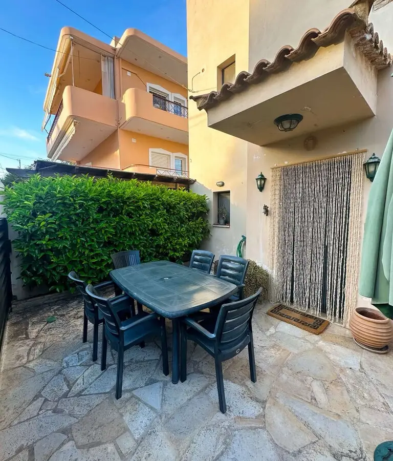Detached House Of 136 M² In Attica