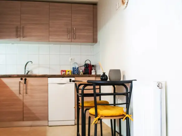 2-bedroom Flat In Neos Kosmos, Greece (64 M²)
