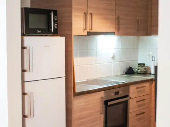 2-bedroom Flat In Neos Kosmos, Greece (64 M²)