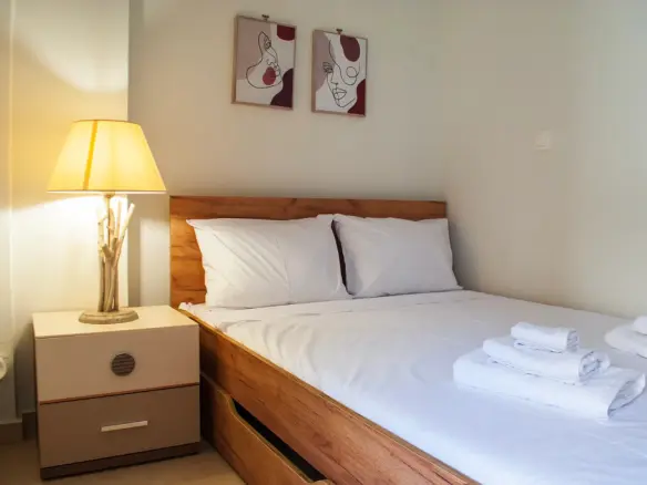 2-bedroom Flat In Neos Kosmos, Greece (64 M²)
