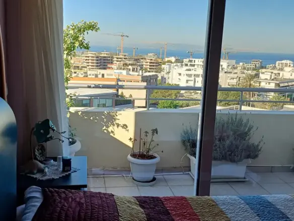 3-bedroom Maisonette In Alimos, Greece (145 M²)