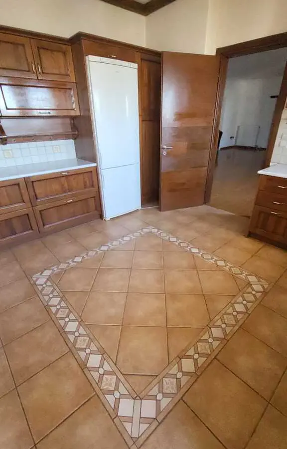 Flat Of 133 M² In Athens