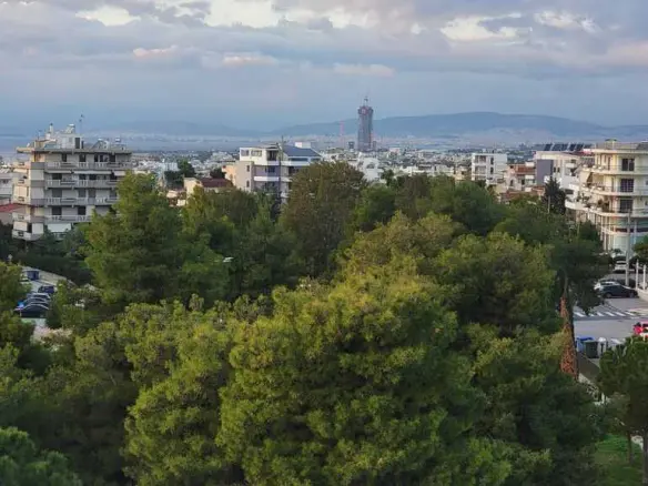 3-bedroom Flat In Voula, Greece (133 M²)