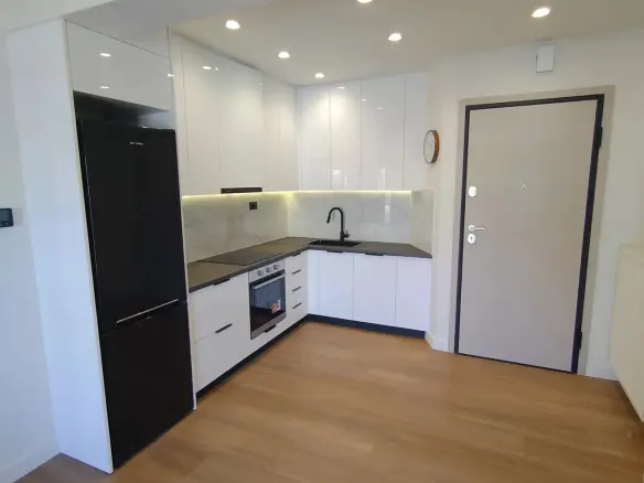 2-bedroom Flat In Glyfada, Greece (65 M²)
