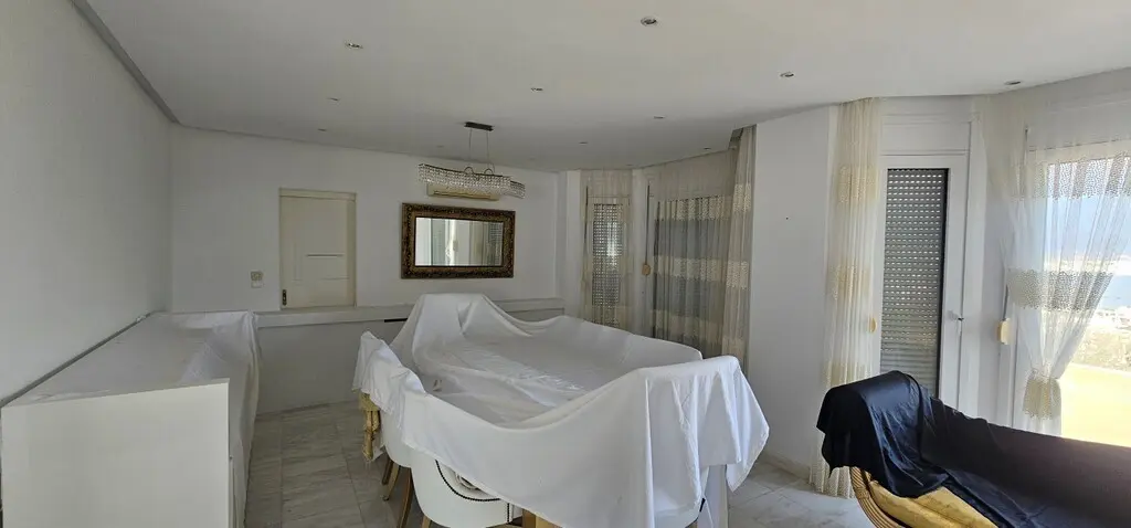 Detached House Of 480 M² In Crete