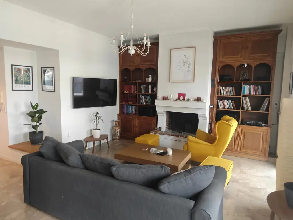 Flat Of 80 M² In Athens