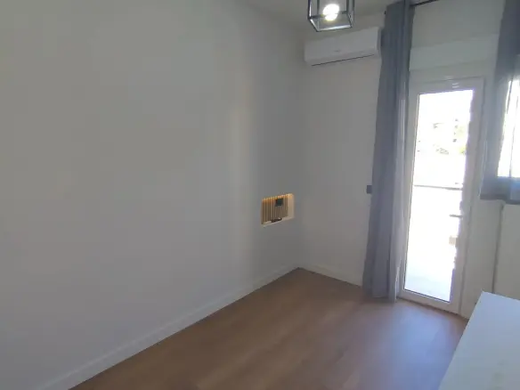 2-bedroom Flat In Glyfada, Greece (65 M²)