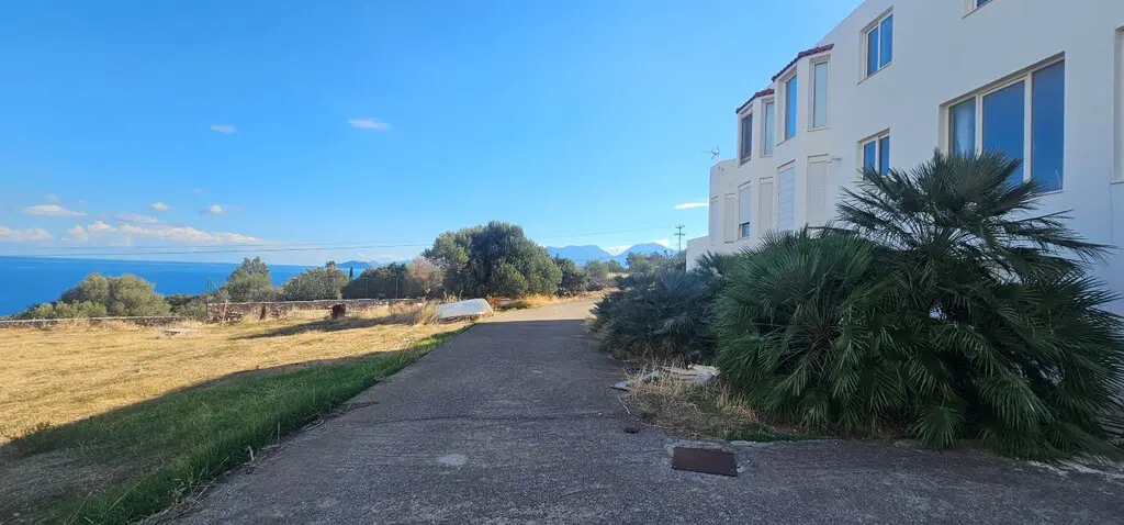 Detached House Of 480 M² In Crete