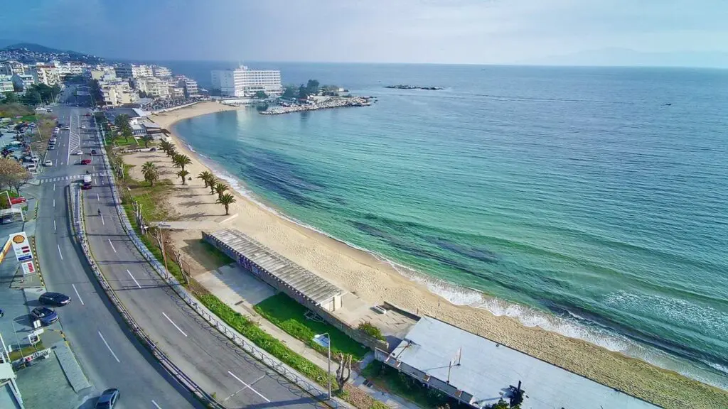 Building Of 800 M² In Kavala