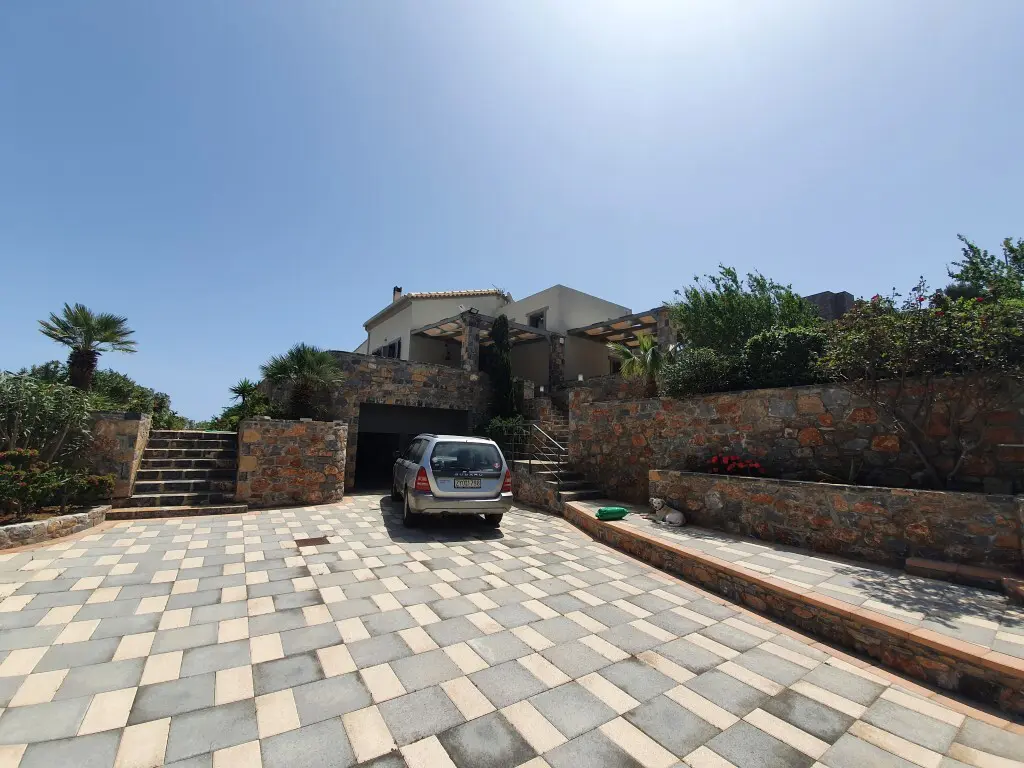 Villa Of 200 M² In Crete