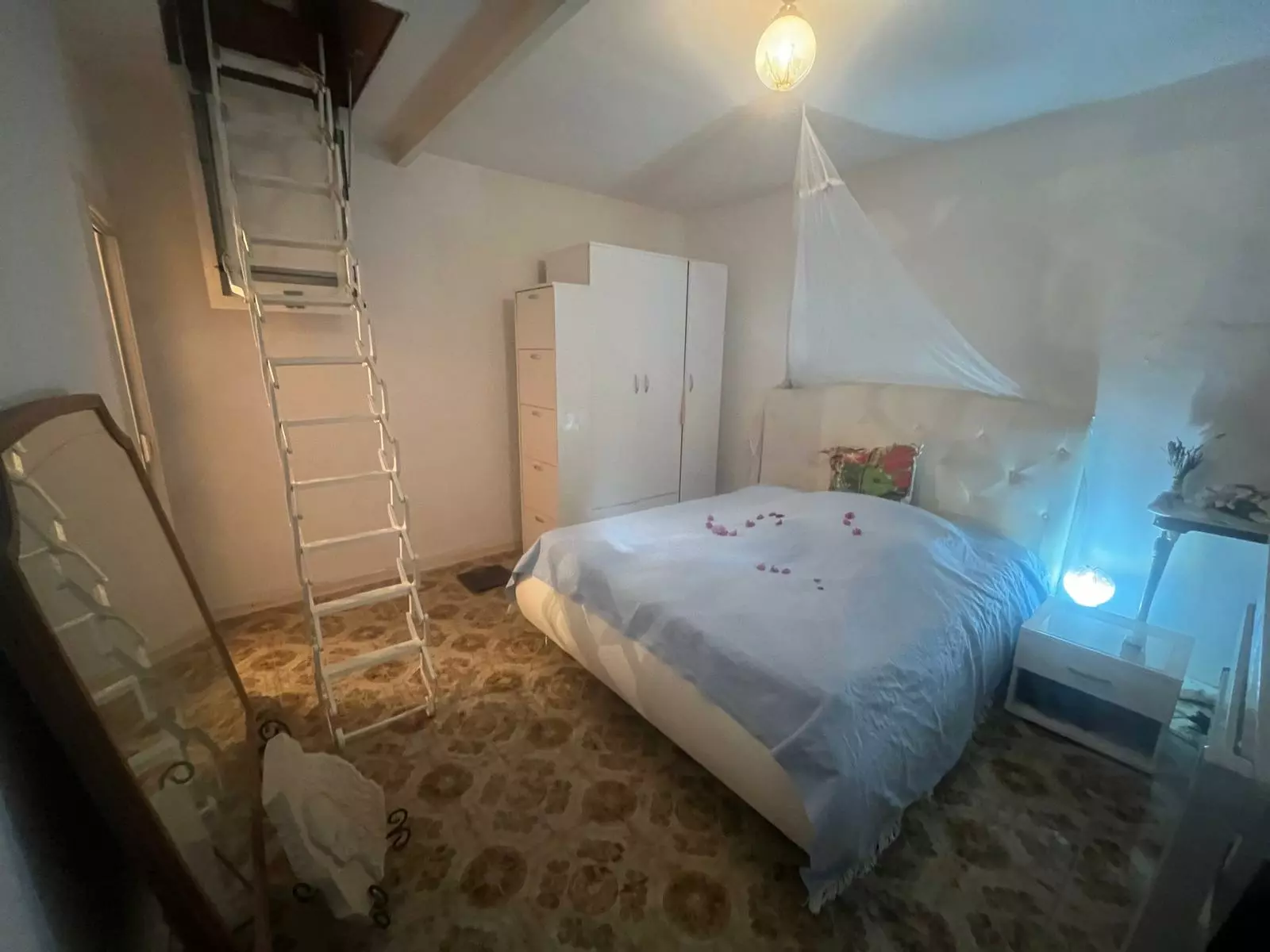 Apartment Of 75 M² With Balcony In Siracusa