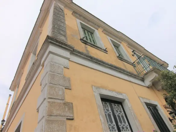 Detached House In Corfu, Greece (240 M²)