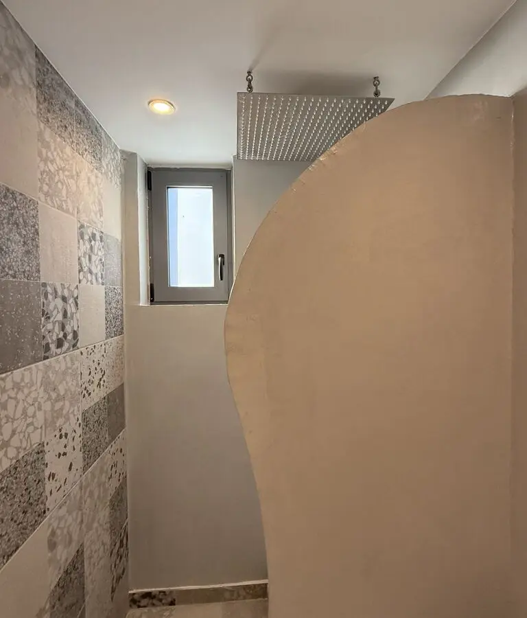 Villa Of 340 M² In Attica