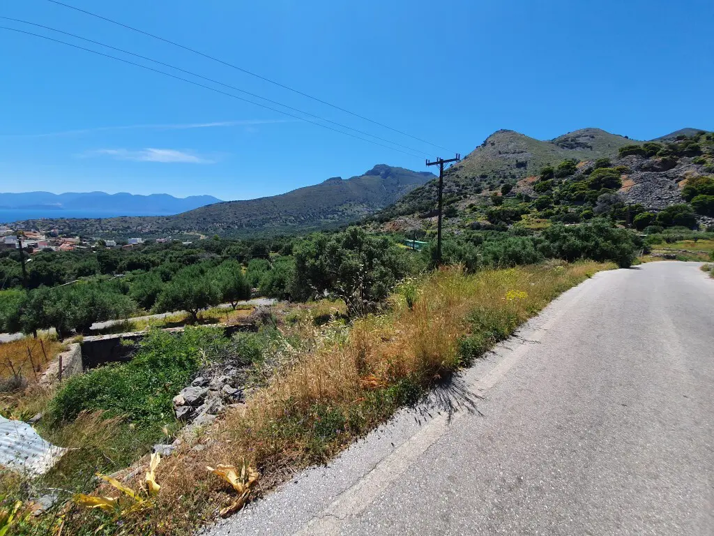 Land Of 1924 M² In Crete