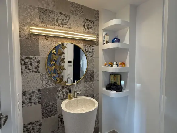 4-bedroom Villa In Artemida (loutsa), Greece (340 M²)