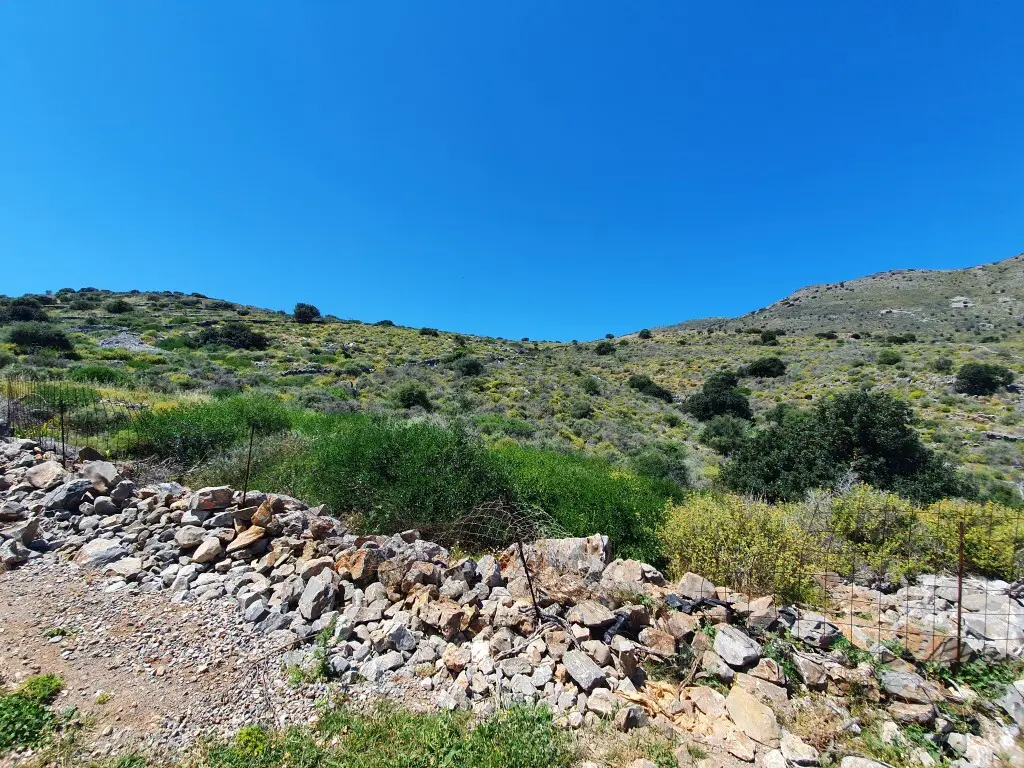 Land Of 28045 M² In Crete
